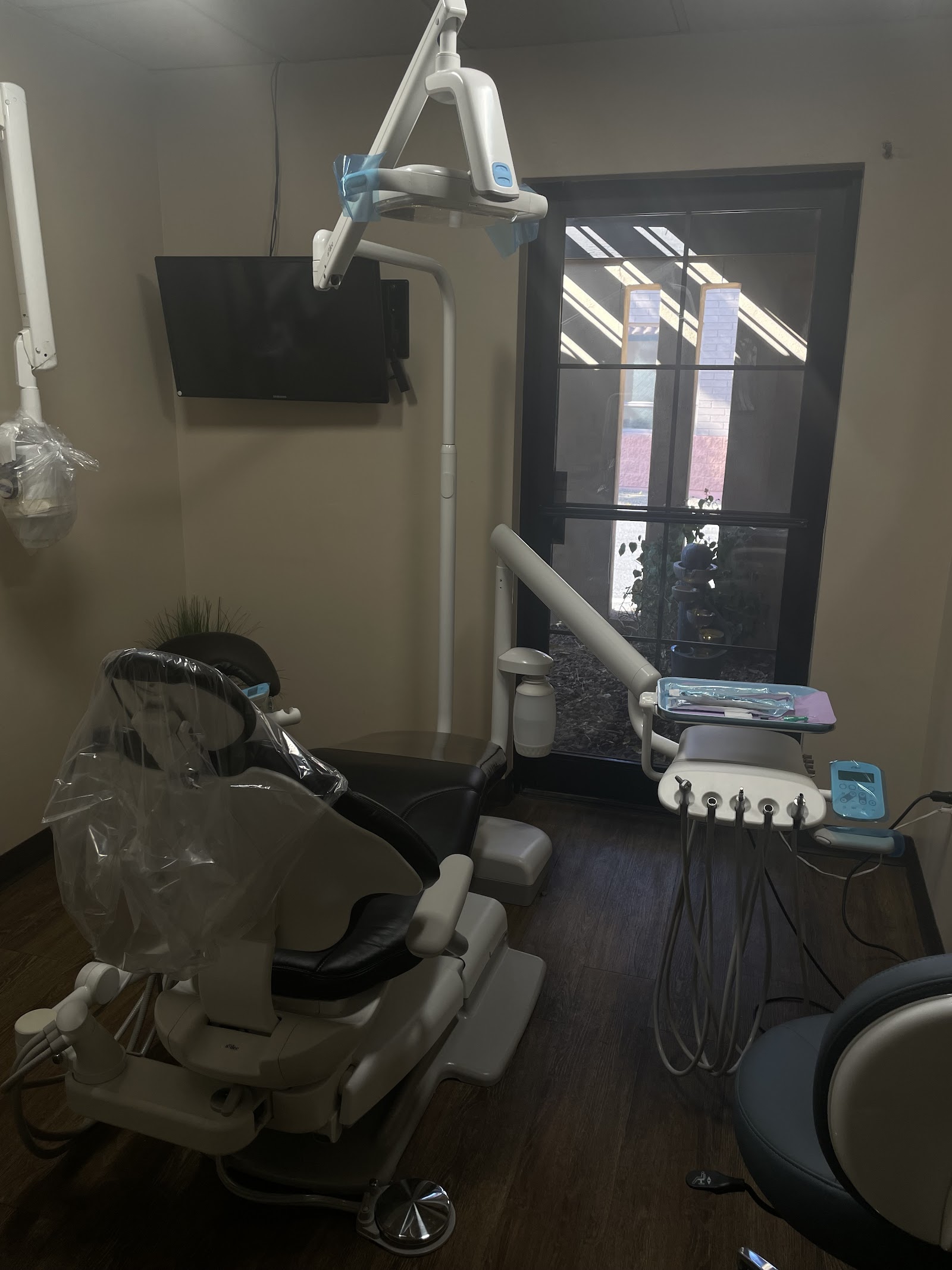 Inside Radiant Smiles Phoenix